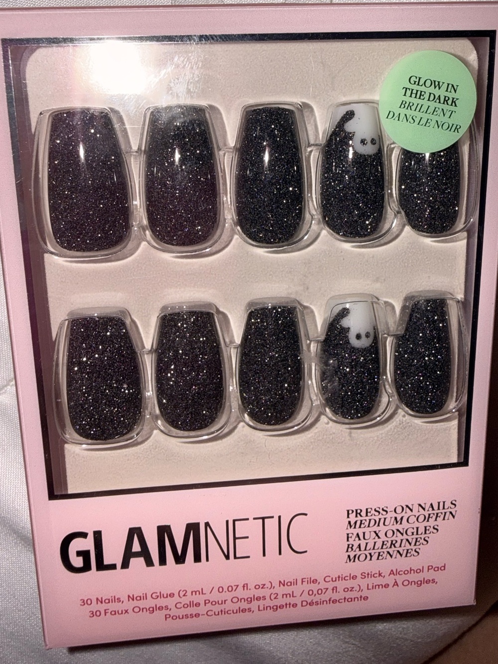 Glamnetic “Phantom Glow” Press On Nails In Medium Coffin